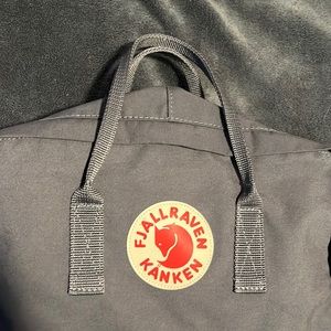 fjallraven kanken gray backpack